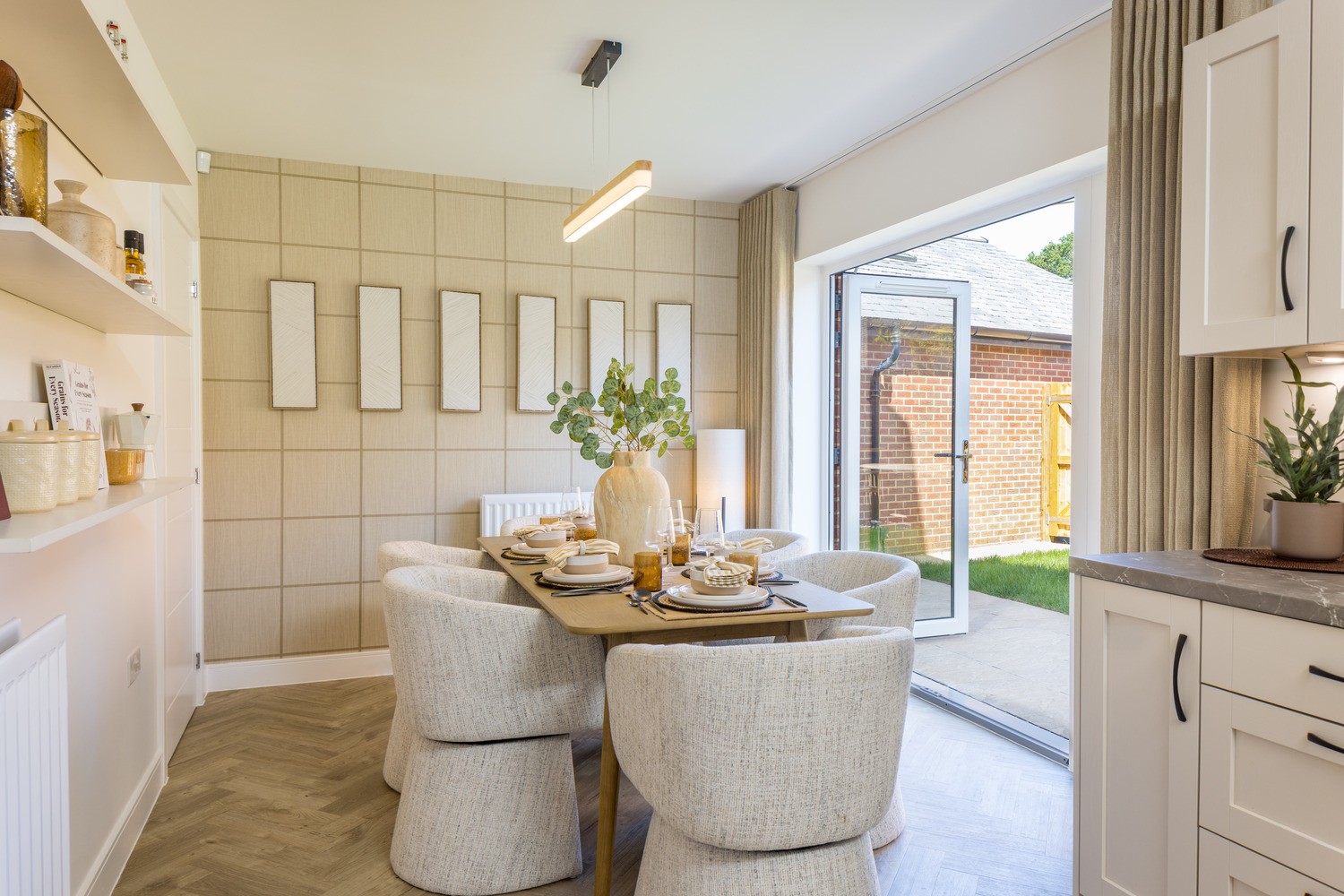 B G 01 N162