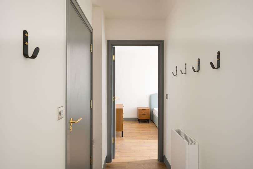 Flat 44