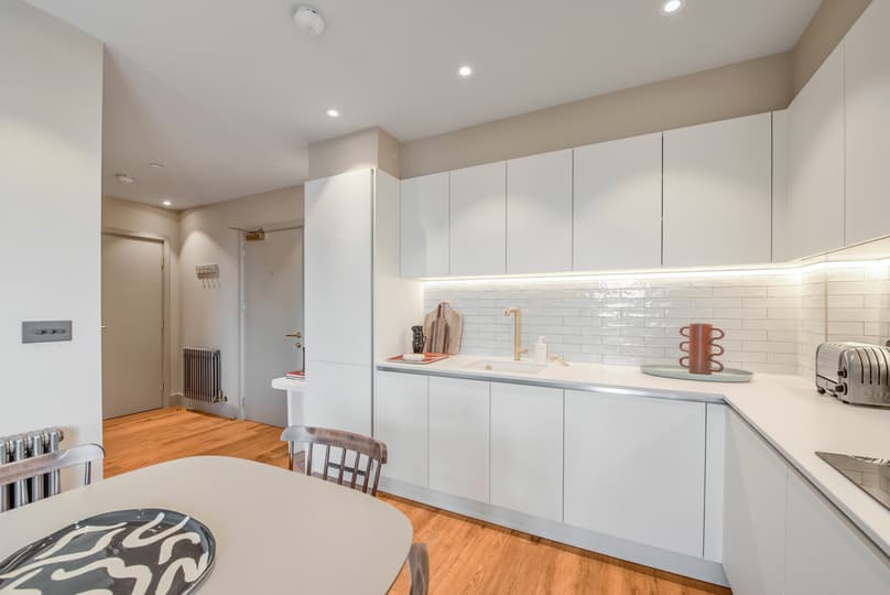 Flat 52