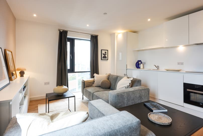 Apartment 404