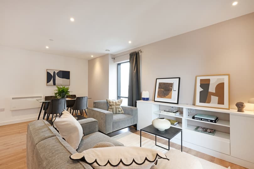 Apartment 1504