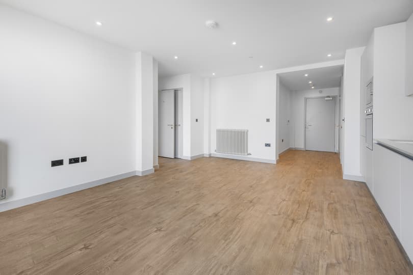 Apartment 190