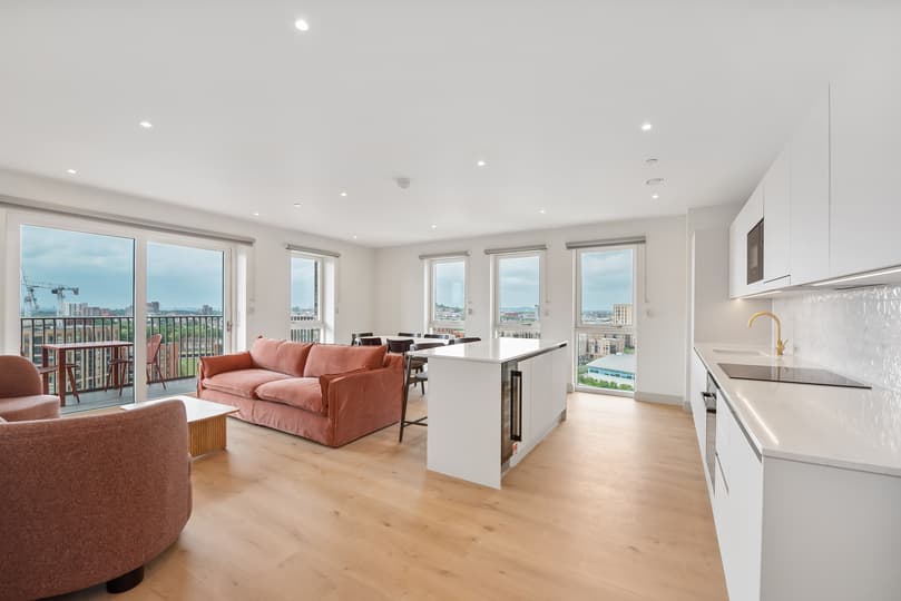Flat 25