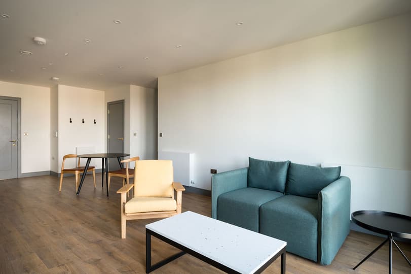 Flat 33