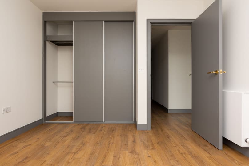 Flat 128