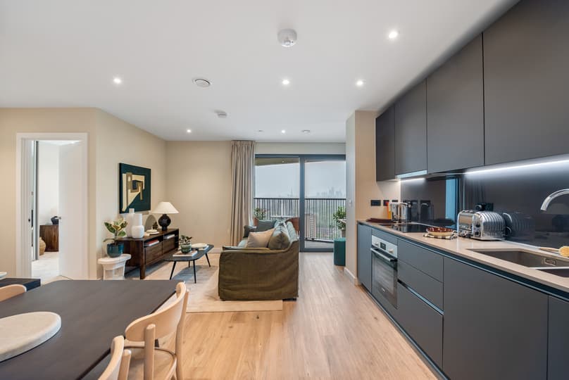 Apartment 1601