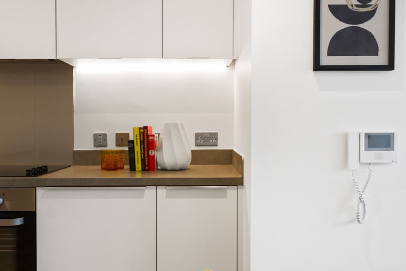 Flat 96