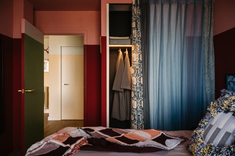 Apartment 21