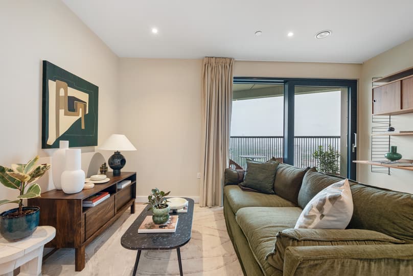 Apartment 1504